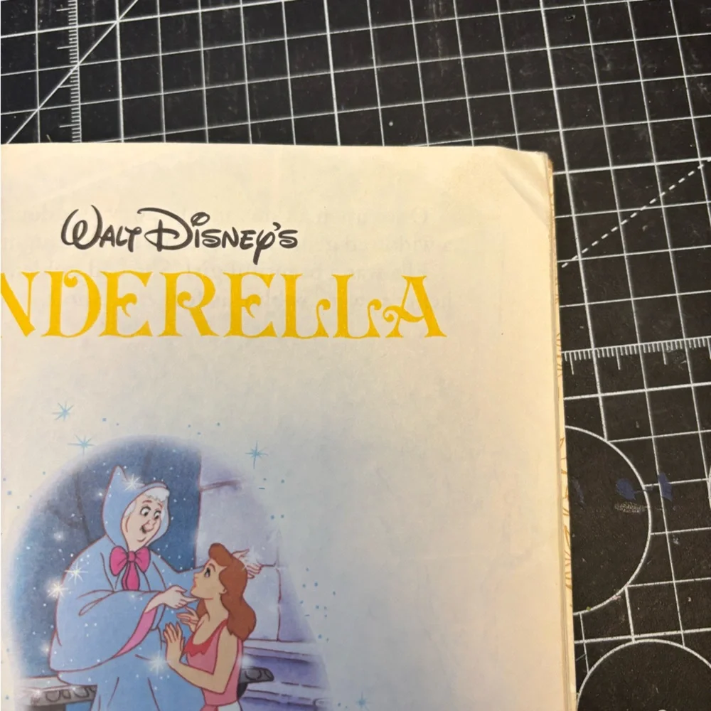 Disney Little Golden Books - Picture 10 of 11
